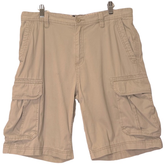 St. John's Bay Other - Tan Khaki Y2K Cargo Shorts